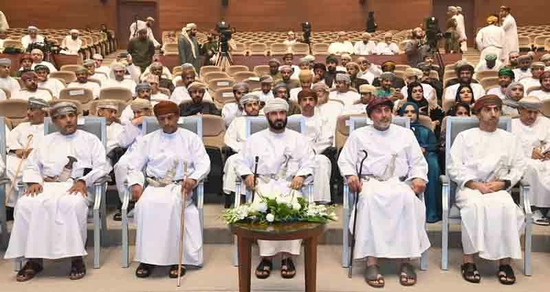 مهرجان الشعر العماني يستعيد وهج الكلمة ومكانة الشعر فـي دورته الـ13