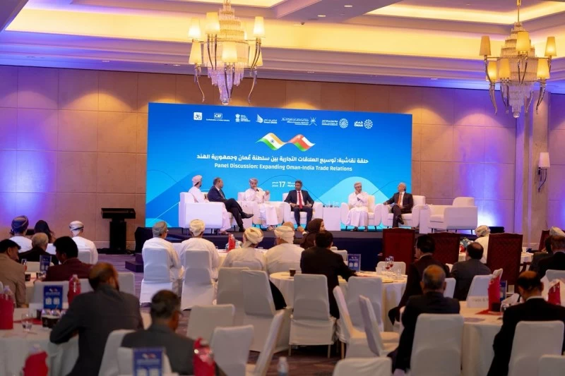 حوار الأعمال العُماني الهندي يؤكد على تعزيز الشراكة الاقتصادية