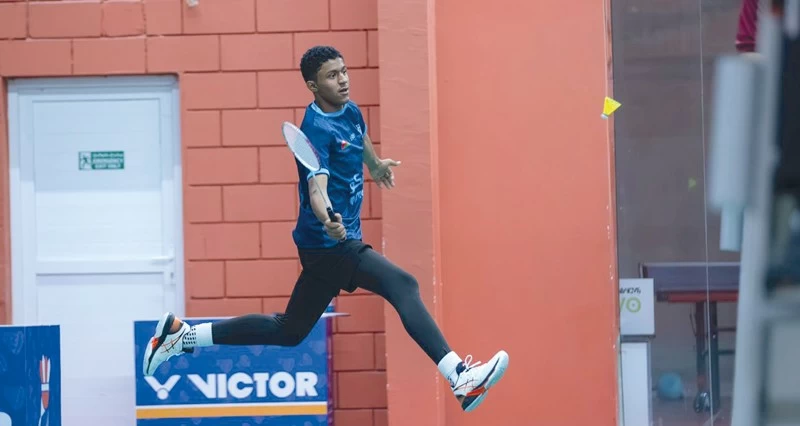 15 ناديا يتنافسون على لقب بطولة عمان للريشة الطائرة للأندية