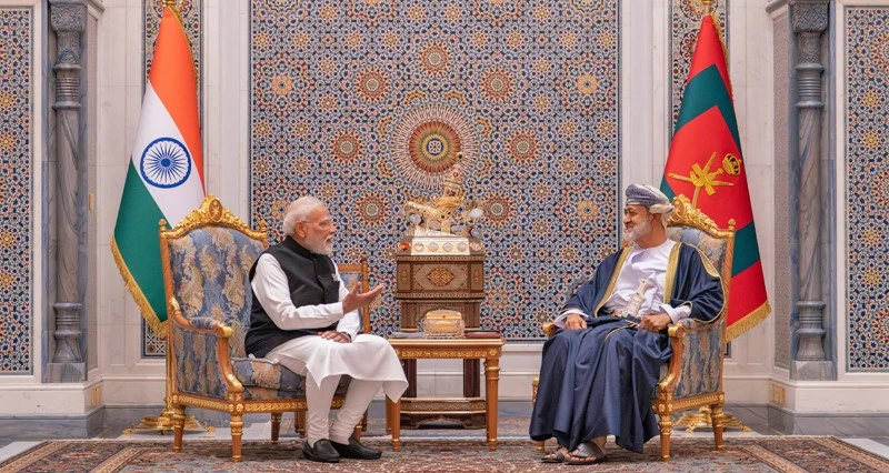 جلالة السلطان يبحث مع رئيس الوزراء الهندي مسارات التعاون القائمة وسبل توسيع آفاق الشراكة وفرص الاستثمار