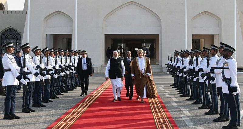 رئيس الوزراء الهندي يغادر البلاد