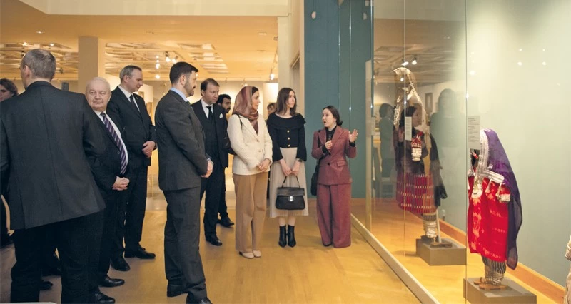 المتحف الوطني يحتفي بتجليات الفضة العمانية فـي مينسك