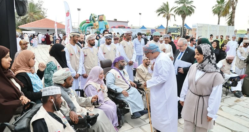 2000 طفل من ذوي الإعاقة يشاركون فـي &laquo;كرنفال السعادة&raquo; لتعزيز الدمج والتمكين المجتمعي