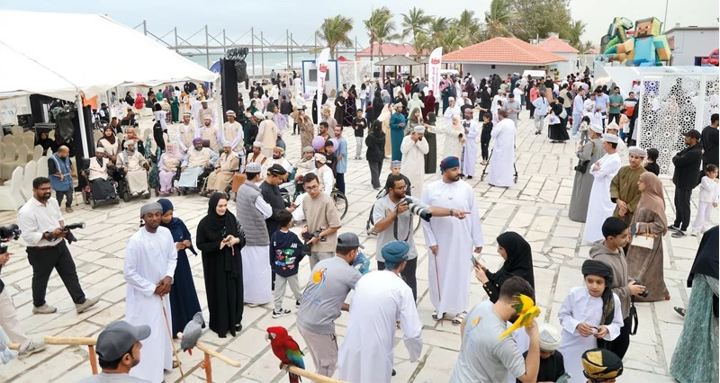 2000 طفل من ذوي الإعاقة يشاركون فـي &laquo;كرنفال السعادة&raquo; لتعزيز الدمج والتمكين المجتمعي