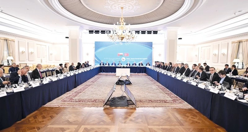 سلطنة عمان وتركيا تؤكدان أهمية تعزيز الشراكة الاقتصادية وتوسيع مجالات التعاون الثنائي
