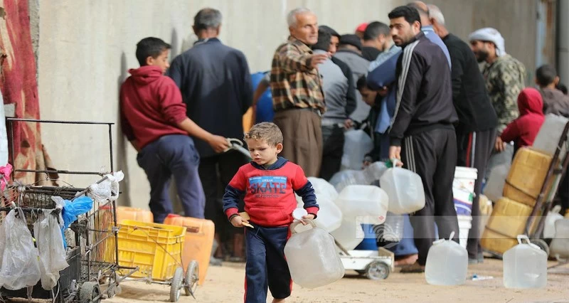 شهيدان بنيران الاحتلال فـي غزة مع تواصل الخروقات .. وحرب خفية عنوانها نقص الدواء