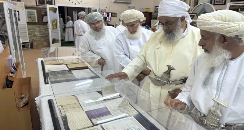 ندوة علمية فـي بهلاء تضيء مسيرة الشيخ عبدالله الشقصي وآثاره المعرفية