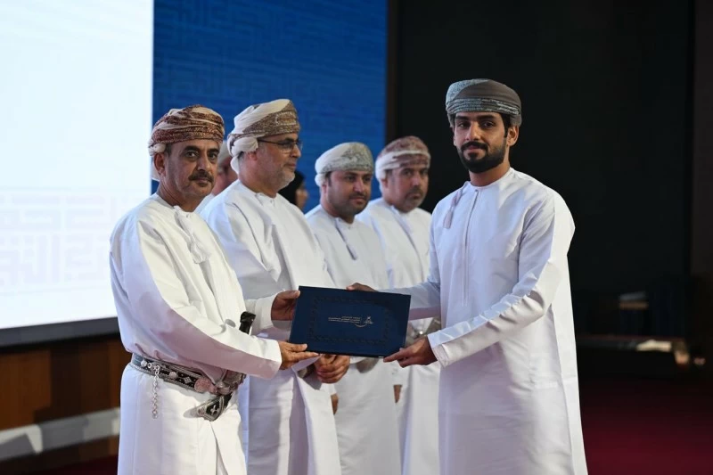 تخريج دفعة جديدة بالمعهد التخصصي للتدريب المهني للمعلمين بتعليمية الظاهرة