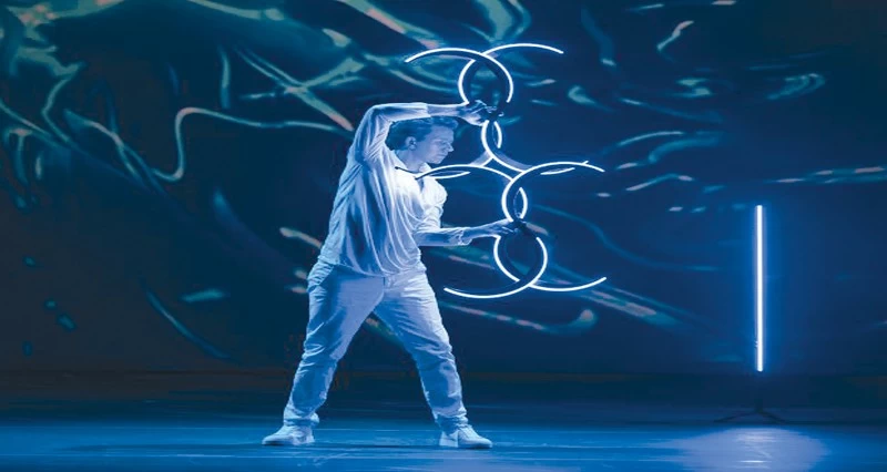 &laquo;سيمفونية الأضواء&raquo; يبهر جمهور دار الأوبرا السلطانية مسقط