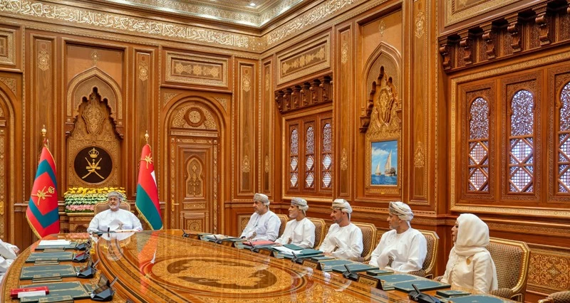 جلالة السلطان يؤكد على المسؤولية المشتركة فـي التعامل مع القضايا المطروحة على المستوى الوطني