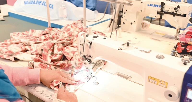 الشرطة: تمكين النزيلات عبر التعليم والتدريب المهني وريادة الأعمال