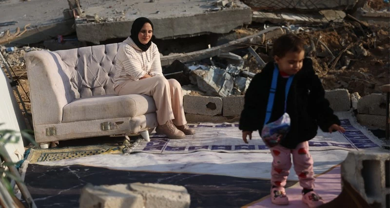 الاحتلال يواصل خروقاته فـي غزة .. غارات جوية وقصف مدفعي على طول الخط الأصفر