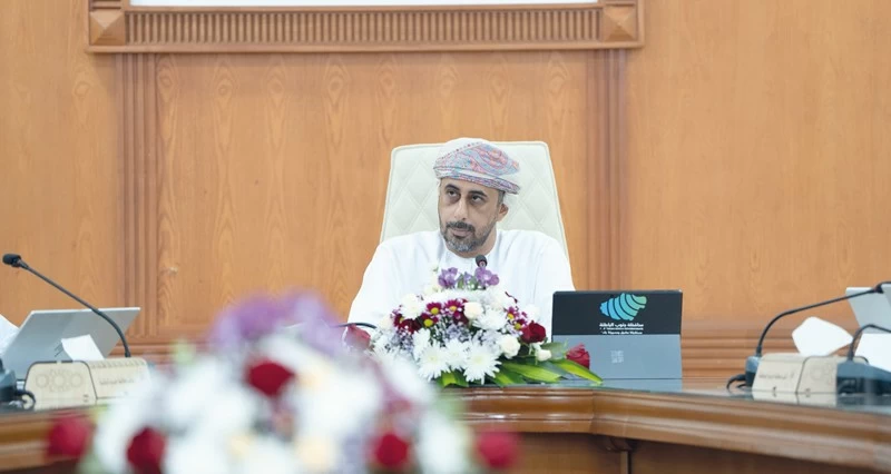 جنوب الباطنة تبحث دعم السياحة المستدامة