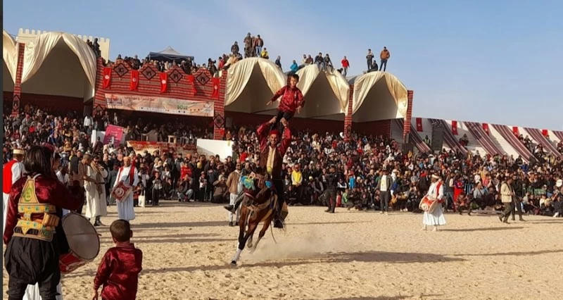مهرجان دوز الدولي بتونس يواصل احتفاله بتنوع كبير