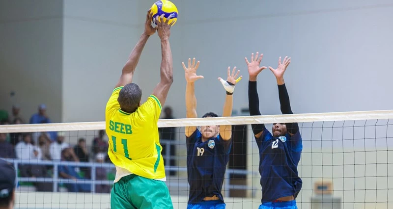 فـي دوري &laquo;الأولى&raquo;.. فريقا طائرة السيب والبشائر يحلقان إلى المباراة النهائية