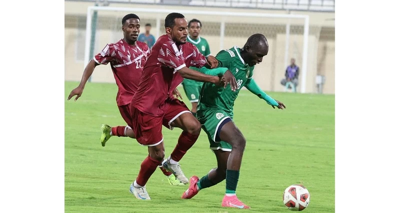 اليوم .. قمة منتظرة بين الشباب حامل اللقب وظفار وبهلاء فـي مواجهة صور