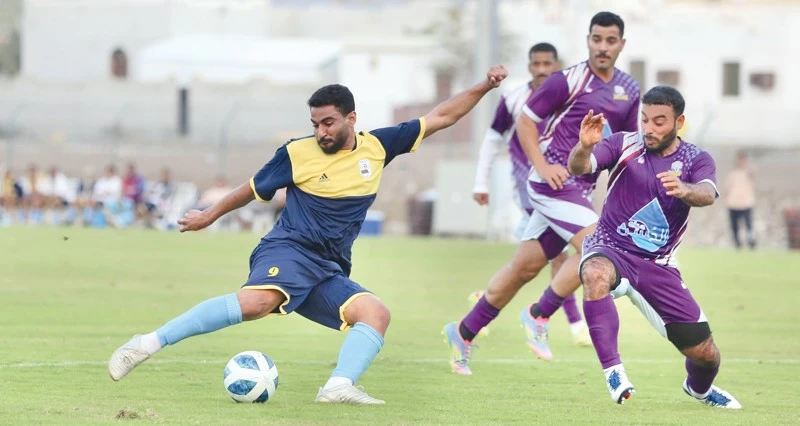 الأسبوع الثاني يشعل المنافسة فـي دوري أبطال محافظة جنوب الباطنة الكروي بالعوابي