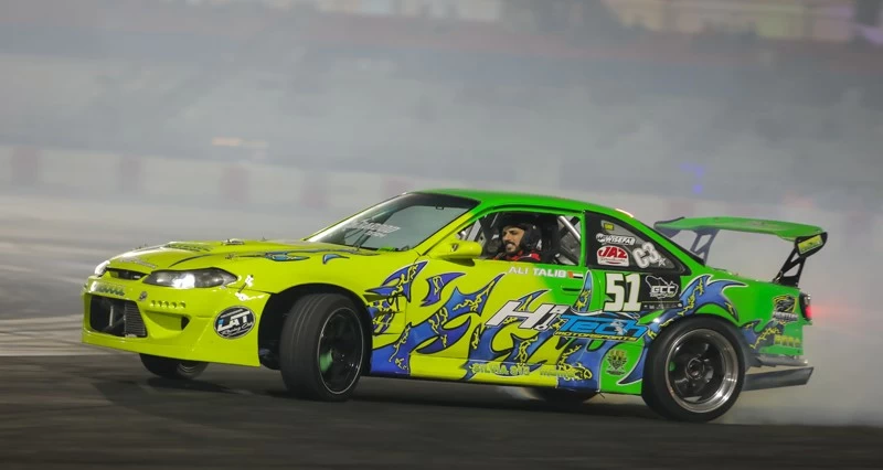 رالي عمان الدولي والاستعراض الحر ضمن مهرجان محركات صحار