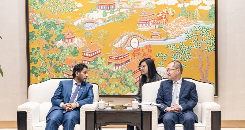 سلطنة عمان والصين تؤكدان توسيع آفاق التعاون فـي المجالات الاقتصادية والتجارية والاستثمارية والصناعية