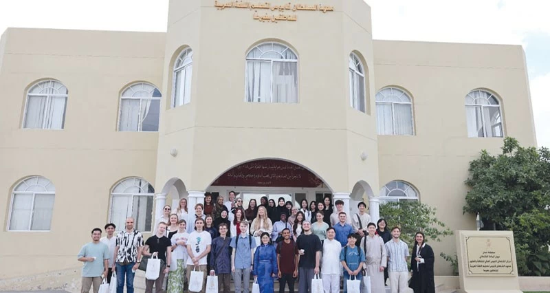 معهد السلطان قابوس لتعليم اللغة العربية للناطقين بغيرها يستقبل الدفعة الـ60 من دارسي اللغة العربية