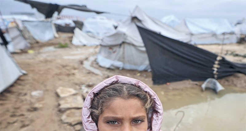 شهيد وإصابات فـي تواصل خروقات الاحتلال لوقف النار بغزة