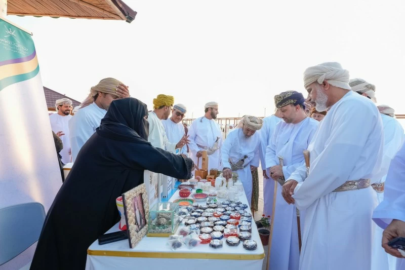 تنوع البرامج بملتقى الإبداع الأسري الثاني في مصيرة