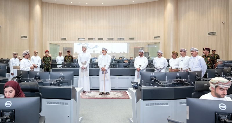 جلالة السلطان يطلع على آليات الاستجابة للحوادث السيبرانية ويوجه بمواكبة المستجدات فـي المجال التقني