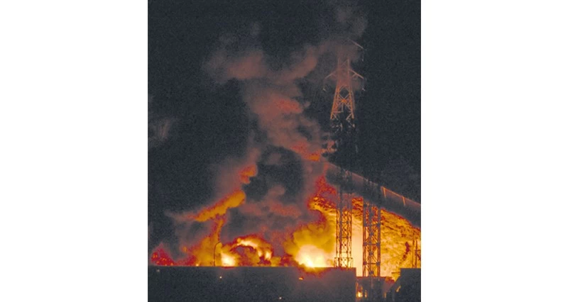 أميركا تشن ضربات على فنزويلا .. وترامب يعلن اعتقال مادورو