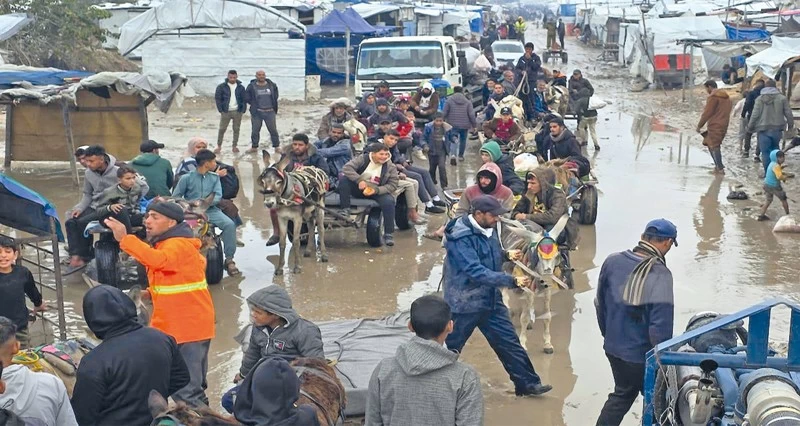 شهداء وغارات وقصف مدفعي فـي تواصل خروقات الاحتلال بغزة