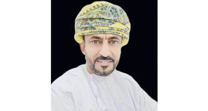 إصدارات متنوعة للكاتب محمد الشعيلي تثري المكتبة العمانية