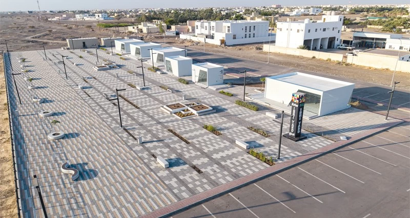 ساحة عبري .. مشروع خدمي لتعزيز المرافق الترفيهية