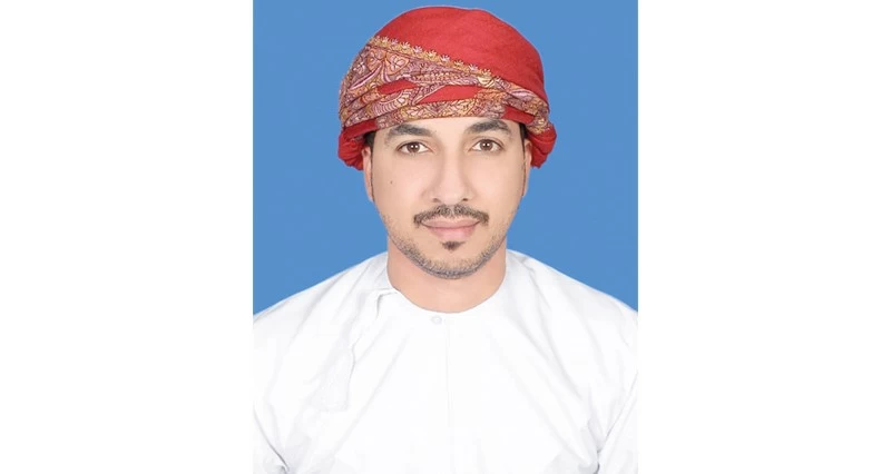 عدسة المصور حميد الغافري توثق جماليات المكان وسر الطبيعة والتراث