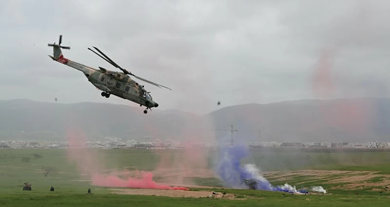 وزارة الدفاع وقوات السلطان المسلحة.. قوات حديثة مجهزة تنظيما وتسليحا