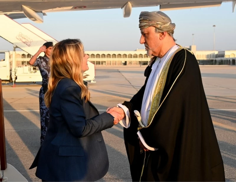 رئيسةُ وزراء الجمهورية الإيطالية تصل إلى سلطنة عُمان