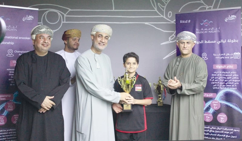 الإيراني سيافاش يتوج بلقب بطولة ليالي مسقط الدولية للسنوكر