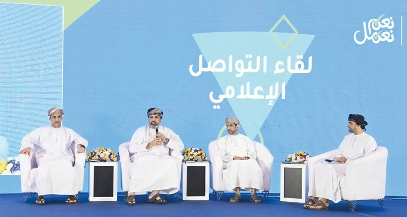 استعراض التوجهات المستقبلية لقطاع العمل وتنمية الموارد البشرية .. و74 ألف باحث عن عمل حتى نهاية نوفمبر الماضي