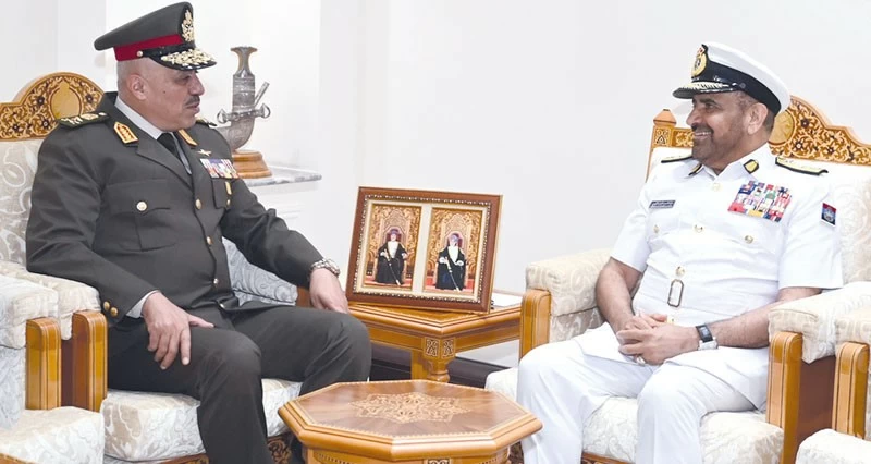 استعراض المجالات العسكرية بين سلطنة عمان ومصر