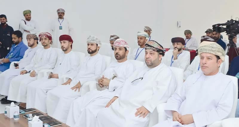 ملتقى علمي فـي شمال الباطنة