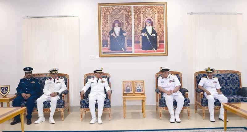 سلطنة عمان والسعودية تبحثان المجالات العسكرية البحرية