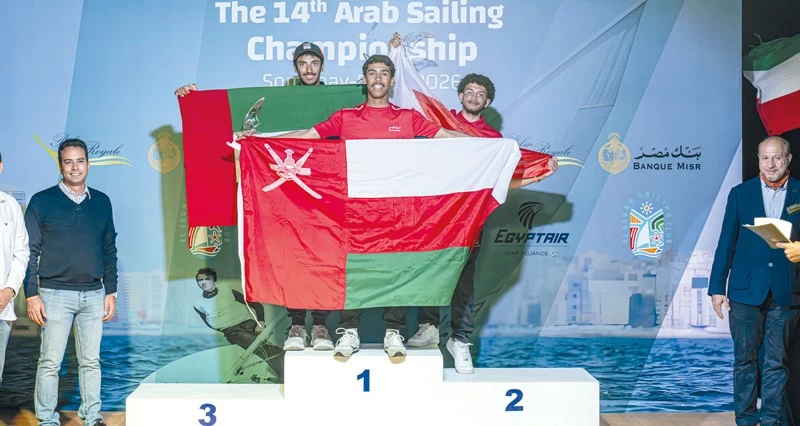 الفريق الوطني للإبحار الشراعي يحصد 9 ميداليات ملونة بمشاركة 10 دول