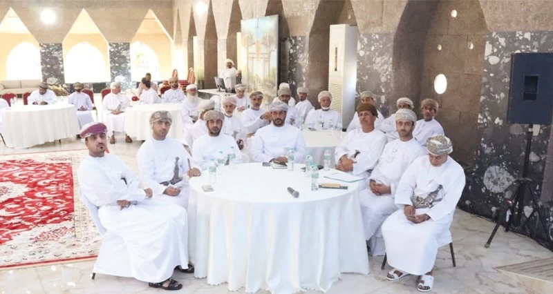 الكشف عن المشاريع التنموية والخدمية فـي إبراء