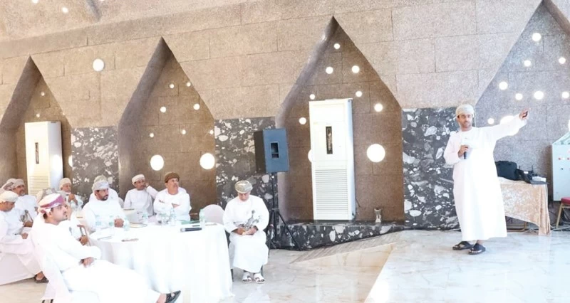 الكشف عن المشاريع التنموية والخدمية فـي إبراء