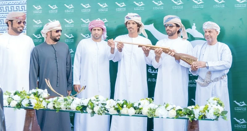 أبعاد للهجانة السلطانية وهملول لهجن الرئاسة تفوزان بشوطي المؤسسات لفئة اللقايا