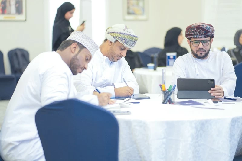 البحث العلمي والابتكار تواصل دعم الدورات البحثية والابتكارية