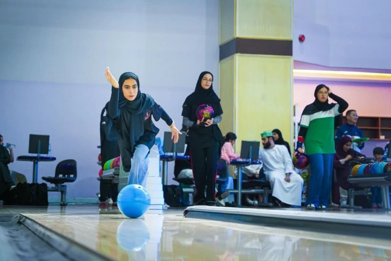 اللجنة العُمانية للبولينج تواصل جهودها الرامية إلى نشر رياضة البولينج وتعزيز حضورها
