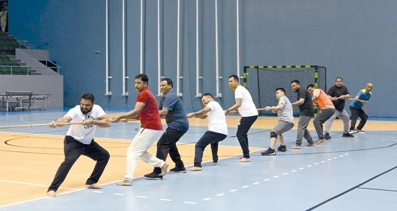 سفارة دولة قطر تحتفي باليوم الرياضي بفعاليات متنوعة بمجمع السلطان قابوس الرياضي ببوشر