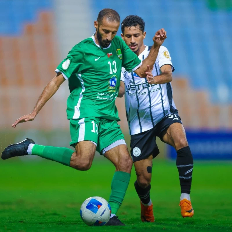 النهضة يخطف نقطة ثمينة من الشباب السعودي ويقترب من التأهل للمربع الذهبي