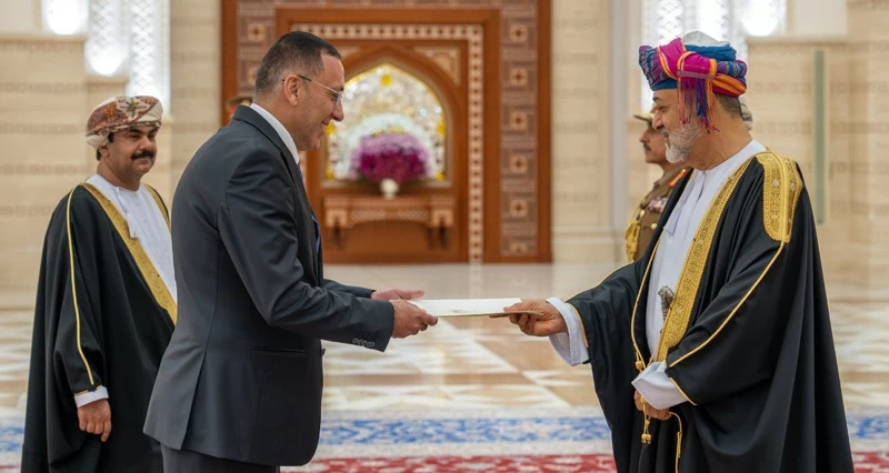 جلالة السلطان يتقبل أوراق اعتماد عدد من السفراء