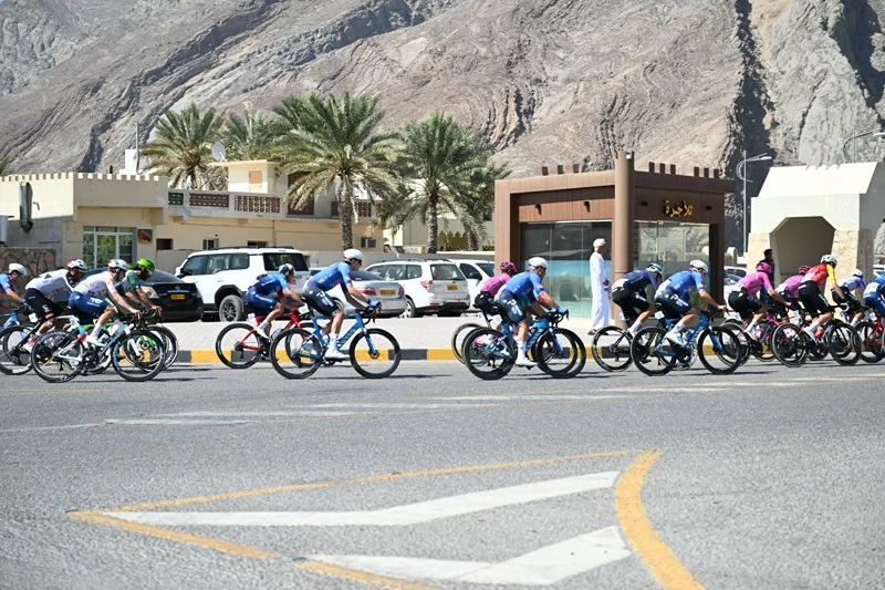 فريق أستانا الإيطالي يتوج بالنسخة الخامسة عشرة لـ &laquo;طواف عُمان&raquo;