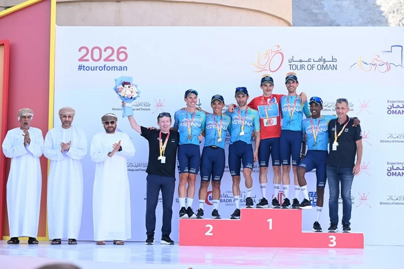 فريق أستانا الإيطالي يتوج بالنسخة الخامسة عشرة لـ &laquo;طواف عُمان&raquo;